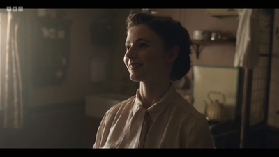 Life_After_Life_S01E03_mkv9641.jpg