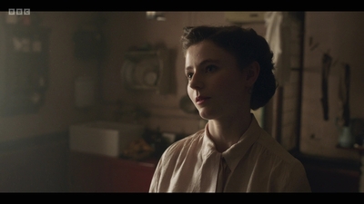 Life_After_Life_S01E03_mkv9643.jpg