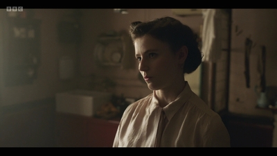 Life_After_Life_S01E03_mkv9648.jpg