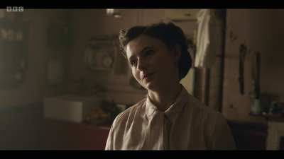 Life_After_Life_S01E03_mkv9652.jpg