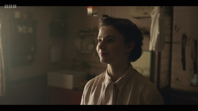 Life_After_Life_S01E03_mkv9663.jpg