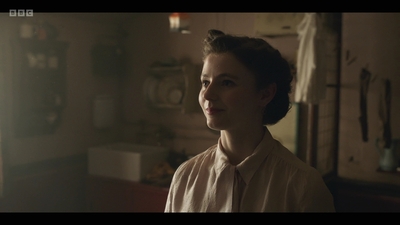 Life_After_Life_S01E03_mkv9664.jpg