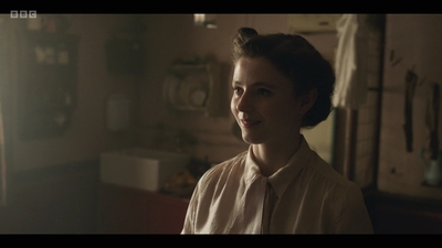 Life_After_Life_S01E03_mkv9669.jpg