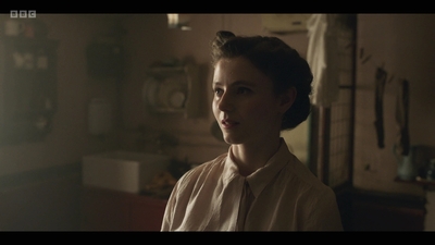 Life_After_Life_S01E03_mkv9674.jpg