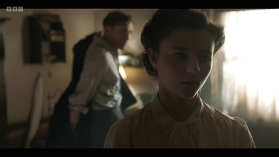 Life_After_Life_S01E03_mkv9680.jpg