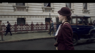 Life_After_Life_S01E03_mkv9690.jpg