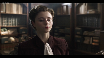 Life_After_Life_S01E03_mkv9775.jpg