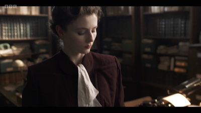 Life_After_Life_S01E03_mkv9788.jpg