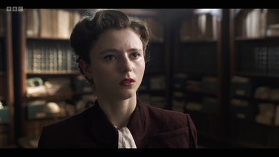 Life_After_Life_S01E03_mkv9810.jpg