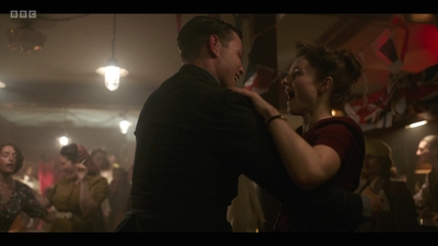 Life_After_Life_S01E03_mkv9851.jpg