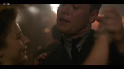 Life_After_Life_S01E03_mkv9857.jpg