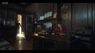 Life_After_Life_S01E04_mkv10081.jpg