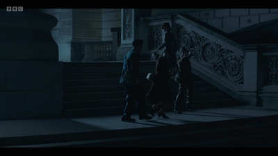 Life_After_Life_S01E04_mkv10165.jpg