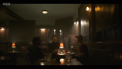 Life_After_Life_S01E04_mkv10173.jpg