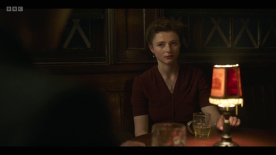 Life_After_Life_S01E04_mkv10191.jpg