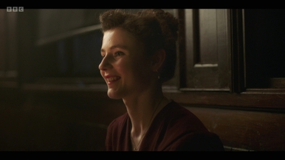 Life_After_Life_S01E04_mkv10195.jpg