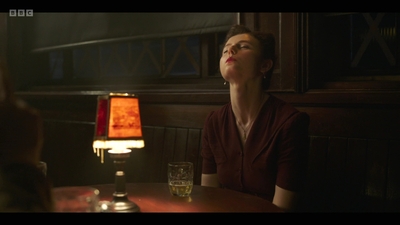 Life_After_Life_S01E04_mkv10233.jpg