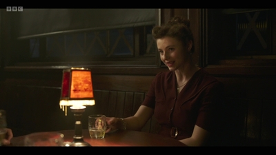 Life_After_Life_S01E04_mkv10238.jpg