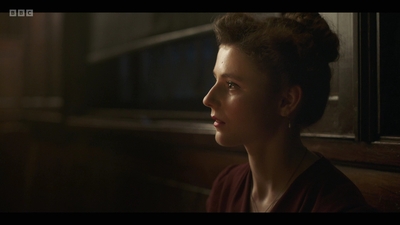 Life_After_Life_S01E04_mkv10248.jpg