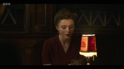 Life_After_Life_S01E04_mkv10259.jpg