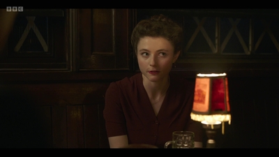 Life_After_Life_S01E04_mkv10263.jpg