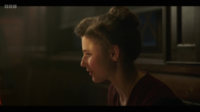 Life_After_Life_S01E04_mkv10270.jpg