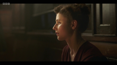 Life_After_Life_S01E04_mkv10281.jpg