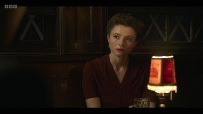Life_After_Life_S01E04_mkv10287.jpg