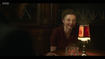 Life_After_Life_S01E04_mkv10299.jpg