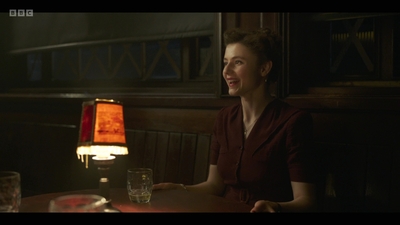Life_After_Life_S01E04_mkv10318.jpg