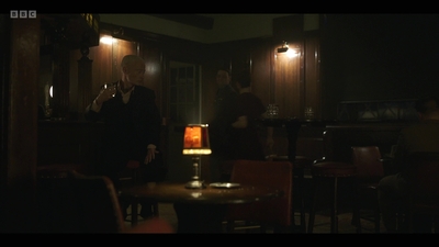 Life_After_Life_S01E04_mkv10327.jpg