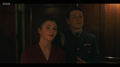 Life_After_Life_S01E04_mkv10337.jpg