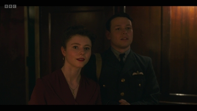 Life_After_Life_S01E04_mkv10338.jpg
