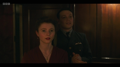 Life_After_Life_S01E04_mkv10342.jpg