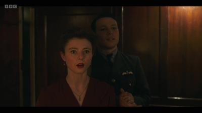 Life_After_Life_S01E04_mkv10343.jpg