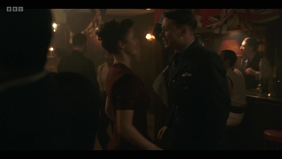 Life_After_Life_S01E04_mkv10385.jpg