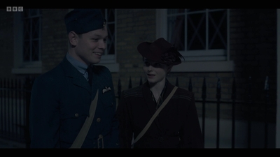 Life_After_Life_S01E04_mkv10417.jpg