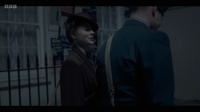 Life_After_Life_S01E04_mkv10429.jpg
