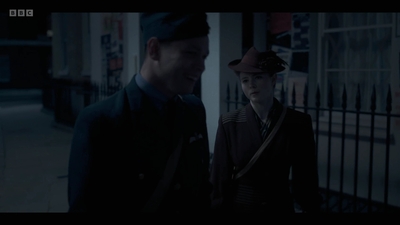 Life_After_Life_S01E04_mkv10431.jpg