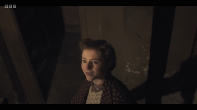 Life_After_Life_S01E04_mkv10491.jpg