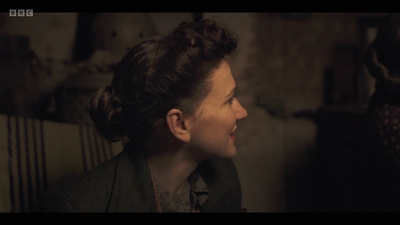 Life_After_Life_S01E04_mkv10532.jpg