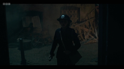 Life_After_Life_S01E04_mkv10768.jpg