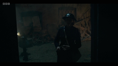 Life_After_Life_S01E04_mkv10769.jpg
