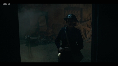 Life_After_Life_S01E04_mkv10770.jpg