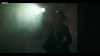 Life_After_Life_S01E04_mkv10772.jpg