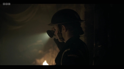 Life_After_Life_S01E04_mkv10800.jpg