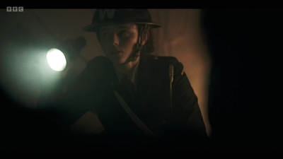 Life_After_Life_S01E04_mkv10821.jpg