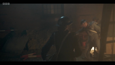 Life_After_Life_S01E04_mkv10871.jpg