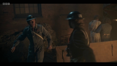 Life_After_Life_S01E04_mkv10872.jpg