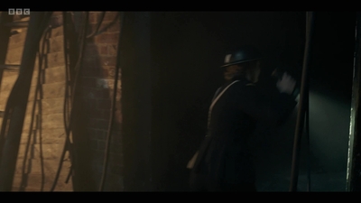 Life_After_Life_S01E04_mkv10883.jpg